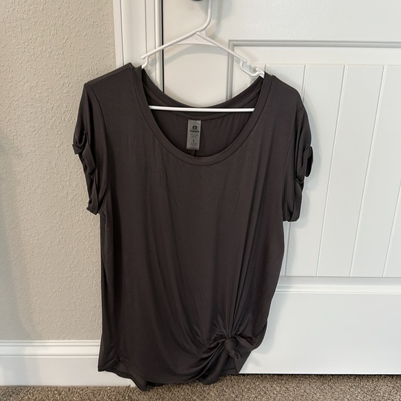 Mono B Top Size M - Picture 2 of 2